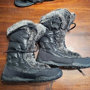 The North Face Women's Black and Gray Winter Boots